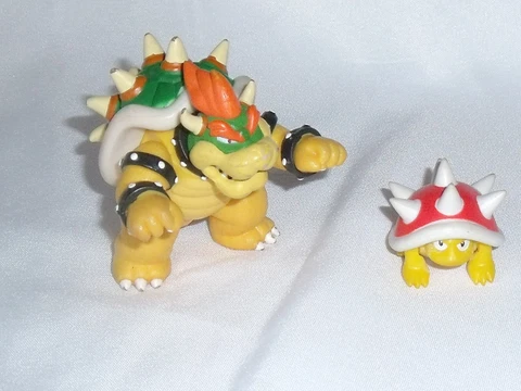 Nintendo Super Mario Bowser and Spiny figures Lot of 2 figures Cover