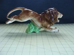 CERAMIC LION FIGURINE - Picture 1 of 6