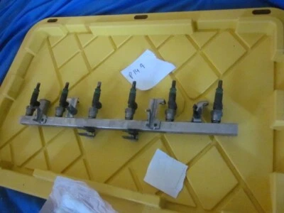 BMW 325ci E46 2005 inyector de riel de combustible de 2,5 L 7515264 7515267 para BMW 325i Foto 1 de 2