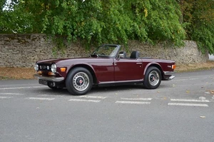 Triumph TR-6 PI . A very good example read description - Picture 1 of 24