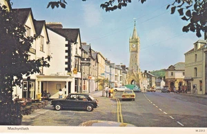 FHA Vintage Postcard, Machynlleth, Powys shows White Lion Inn - Picture 1 of 1