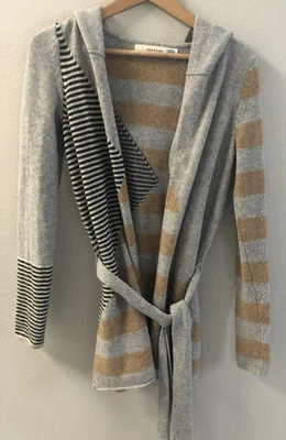 Cárdigan suéter Anthropologie SPARROW gris/bronceado 100 % lana de cordero tejido con cinturón talla Xs Foto 1 de 4