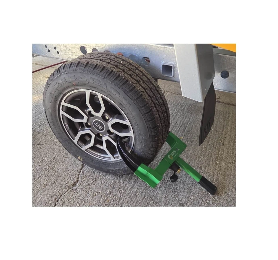 SAS Green V2 Wheelclamp - Image 1 of 1