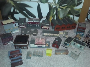 Large Vintage lot x23 HO Train House Motel City Hall Buildings for parts/ repair - Picture 1 of 5
