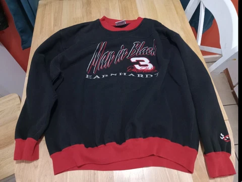 Vintage 90s Man In Black Dale Earnhardt NASCAR Crewneck Sweatshirt size XL Cover