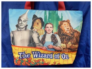 WOMENS NYLON TOTE WIZARD OF OZ DOROTHY LION TIN MAN AND SCARECROW NEW - Picture 1 of 2