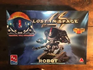 LOST IN SPACE ROBOT AMT, ERTL MODEL KIT - SEALED - Picture 1 of 1