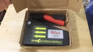 Bilco Barracuda™ Modelo DCS, Sistema de Defensa de Intrusos para Cierres de Puerta de Acción de Tijera - Imagen 1 de 8