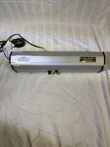 Sloans Piggy-Back Black Light Corded with Regular Light Bulb Used Once Tested - Picture 1 of 8