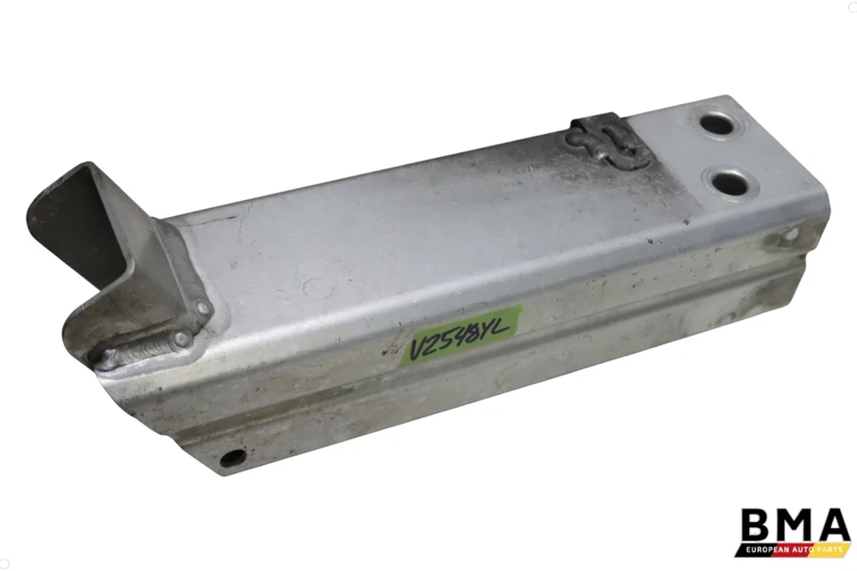 Soporte elemento de deformación parachoques trasero derecho BMW I8 I12 I15 2014-2020 OEM Foto 1 de 4