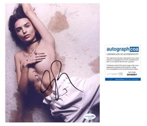 Emily Ratajkowski Autogramm signed Supermodel Model 8x10 Foto B ACOA - Bild 1 von 3