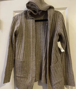 New Junior’s Sweater Size: XS - Picture 1 of 1