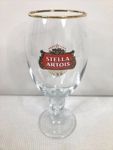 Stella Artois 33 cL Goldrand Stiel Bierglas Bargeschirr Männerhöhle GUC - Bild 1 von 8