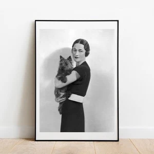 Photo Wallis Simpson & her dog 1935 vintage photo print poster gallery wall art - Picture 1 of 9