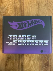 Hot Wheels × Transformers Nemesis Prime Mattel Creations Exclusive NEW IN HAND - Picture 1 of 2