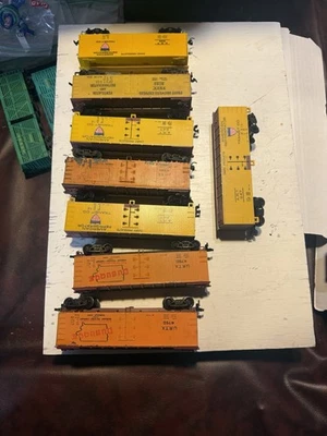 8 HO ART Reefers Life Like Varney y Roundhouse Foto 1 de 2