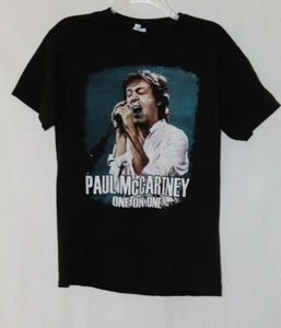 CAMISA JERSEY DE CONCIERTO NEGRA PAUL MCCARTNEY 2016 TALLA MEDIANA  - Imagen 1 de 5