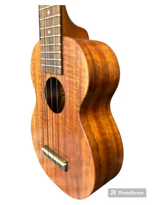 Kamaka Soprano Ukulele - Image 1 of 4