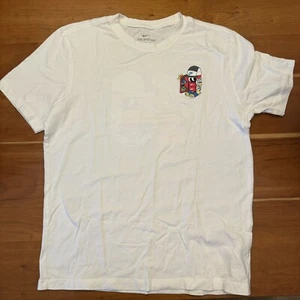 Nike Men’s Sportswear Tee With Shoe Locker Logo Graphic Size Large - Picture 1 of 3