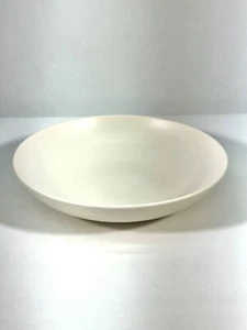 CRATE AND BARREL 10” Craft Linen Low PASTA OR SERVING Bowl - NEW - Portugal - Picture 1 of 6