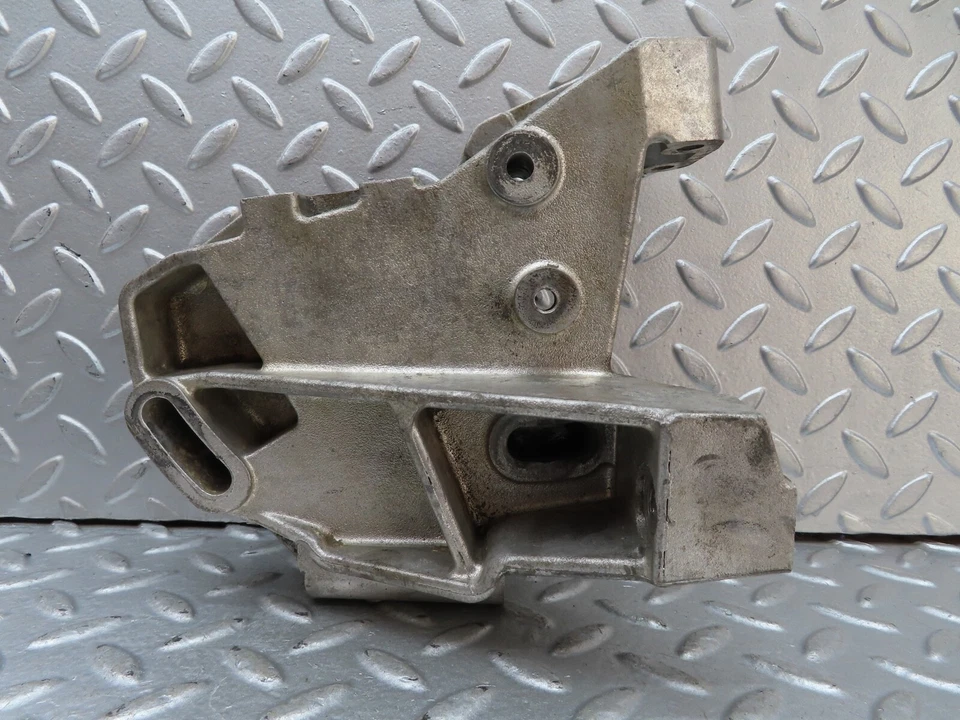 ♙�19220♂ Mercedes-Benz W123 300D soporte bomba de dirección asistida 6154660441 Foto 1 de 4