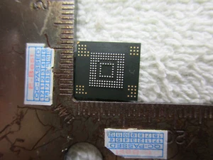 1x Nuevo H2GM52208FPR H26MS2208FPR H26M522O8FPR H26M5220BFPR H26M52208FPR FBGA153 - Imagen 1 de 2