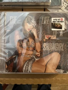Taylor Swift The Life of a Showgirl: It’s Beautiful Album Edition CD With Poster - Foto 1 di 4