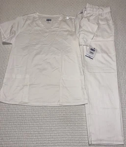 Women’s White Scrubs Set Small Top NWT Medium Pants Strictly Scrubs - Picture 1 of 8
