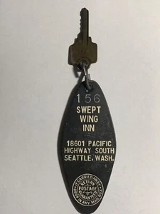 "Swept Wing Inn" Hotel Motel Room Key Fob with Key Seattle Washington #156 RARE - Imagen 1 de 2
