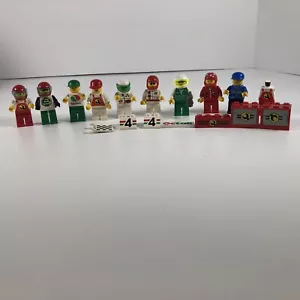 Lego vintage minifigure Mix Lot Octan racing gas station Accessories 9+ figures - Picture 1 of 6
