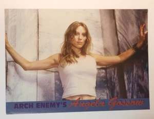 ERZFEIND ~ Angela Gossow in weißem Tanktop SCHWEDISCHER TOD ~ Magazinseite PINUP - Bild 1 von 1