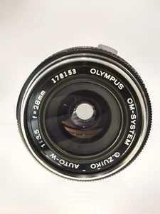 Olympus OM-System G.Zuiko Auto-W 28mm F/3.5 Lens From Japan - Top Mint - Picture 1 of 9
