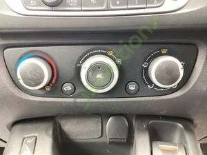RENAULT SCENIC MK3 2013 HEATER CONTROL PANEL - Picture 1 of 6