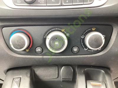 RENAULT SCENIC MK3 2013 HEATER CONTROL PANEL - Image 1 of 4