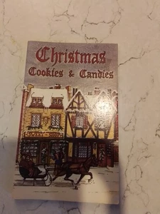 Vintage Christmas Cookies and Candies Booklet By Irena Chalmers 1978 Cookbook - Picture 1 of 1
