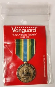 Armed Forces Service Full Size Large Medal Current Regulation. *NOT VINTAGE* - Picture 1 of 3