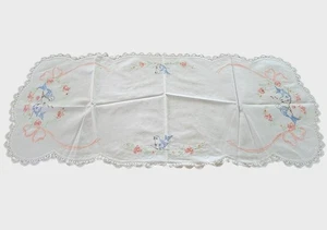 Vintage Embroidered Linen Table Runner With Lace Trim & Bluebird & Flower Motif - Picture 1 of 6