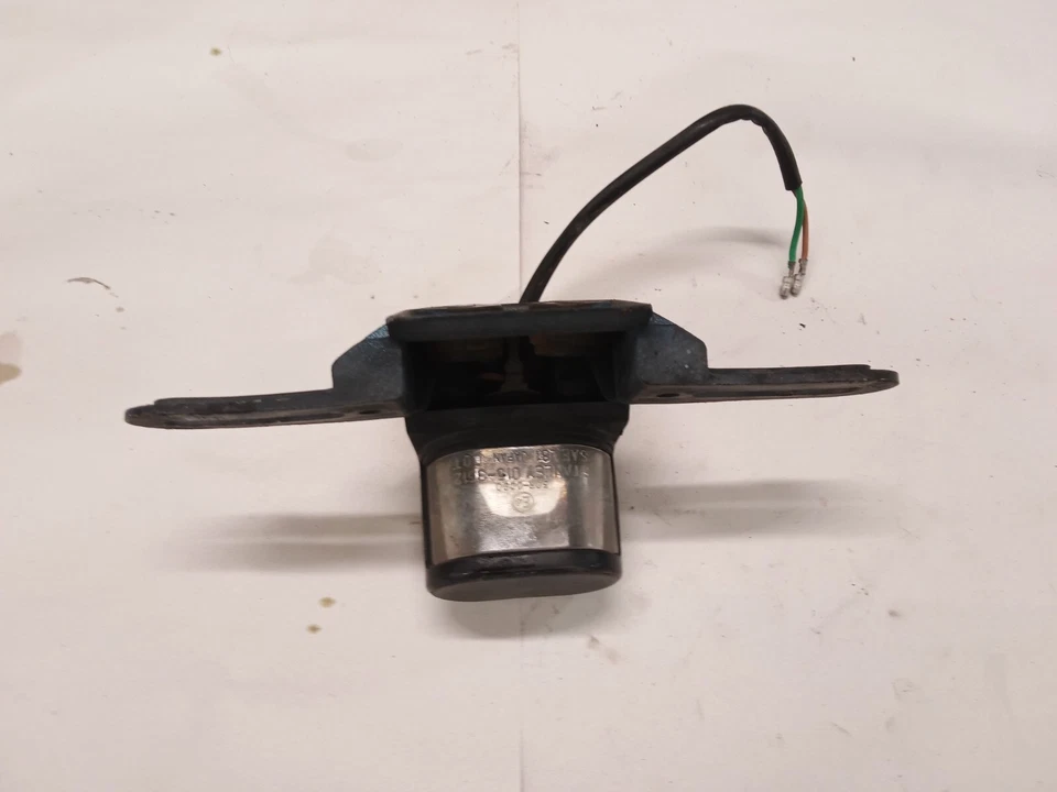 Luz de licencia Honda Interceptor VFR700F VFR750F compatible con 1986-1987 Foto 1 de 1