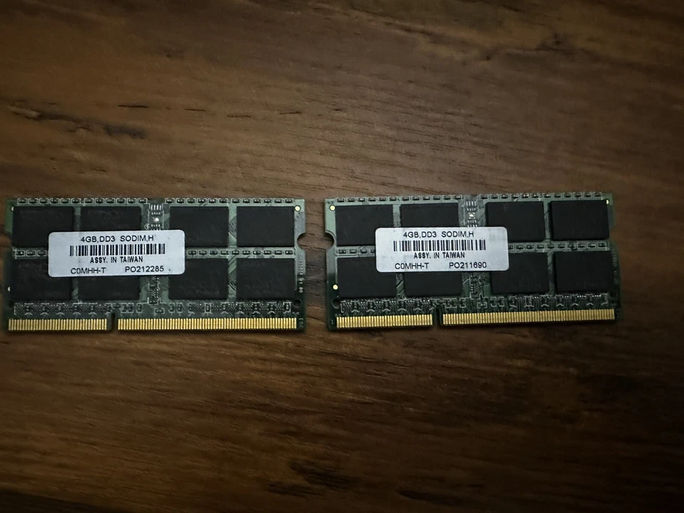 2x PNY 4GB DDR3 RAM Laptop/iMac Memory SO-DIMM 204pin PC3-10600S C0MHH-T - Image 1 of 1