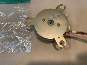 Pioneer PL-512 Vintage Stereo Turntable - Motor - Picture 1 of 6