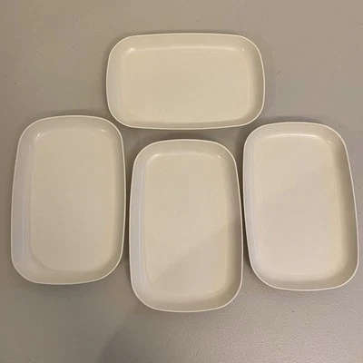 Lot (4) Vintage Anchor Hocking Hi-Heat Microwave Plates Trays Rectangular #452 - Image 1 of 4