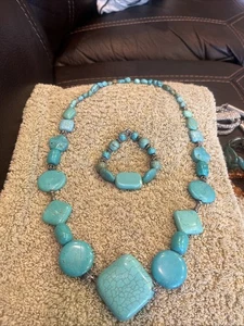 Turquoise Beaded Necklace & Bracelet Set Statement Fashion Jewelry Costume - Picture 1 of 9