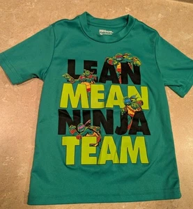 Boys Teenage Mutant Ninja Turtles Green T Shirt Size  XS(4/5)  Quick Drying - Picture 1 of 5