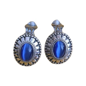 Vintage Blue Cat's Eye Clip On Earrings - Picture 1 of 5