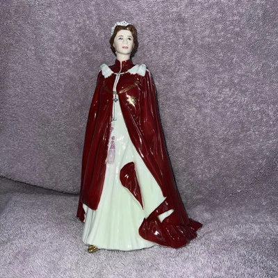 REDUCED Royal Worcester Figurine HM Queen Elizabeth II 80th Birthday - Image 1 of 4