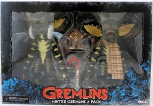 Gremlins: Christmas Carol Winter Scene - Clothed 7" Scale Action Figures Set of - Picture 1 of 4