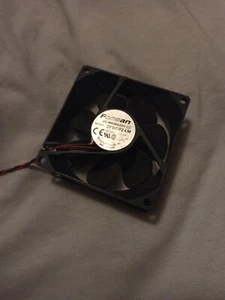 1 x Fonsan DC Brushless DFB0824M DC24V = 0.09A 24V DC Cooling Fan 2 Wire - Picture 1 of 2