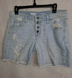 Mossimo Womens Size 4 Shorts Low Rise Boyfriend Light Wash Button Fly Distressed - Picture 1 of 5