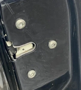 Vauxhall Corsa D-2008-2014 5 door o/s-driver front door catch lock mechanism 349 - Picture 1 of 3