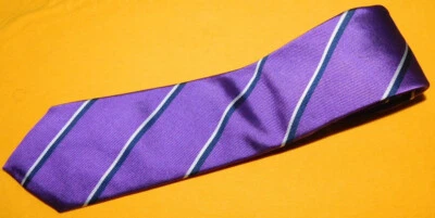 J. CORBATA A RAYAS PÚRPURA CLARO/AZUL/BLANCO HECHA EN EE. UU. - CORBATAS - CORBATA DE DISEÑADOR Foto 1 de 3